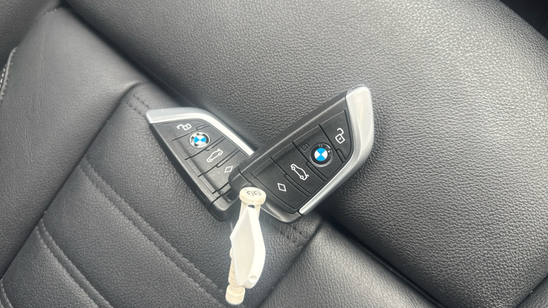 BMW 3 Series 318d MHT M Sport 4dr Step Auto Diesel Saloon